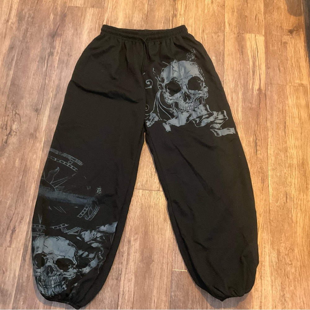 black Baggy pants y2k